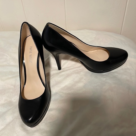 Nine West Shoes - Nine West size 7, 4” heels